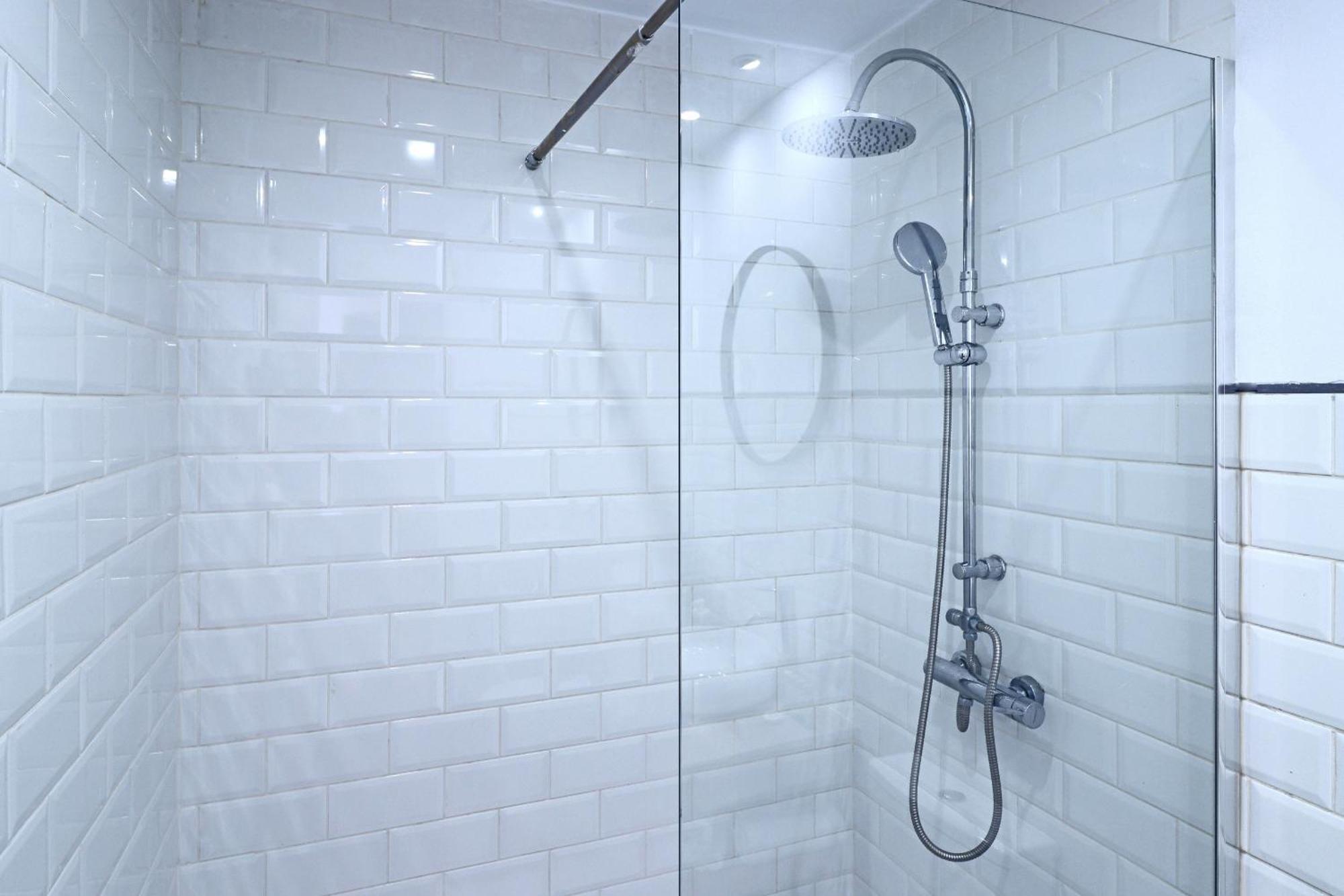 Chueca Suites Мадрид Екстериор снимка
