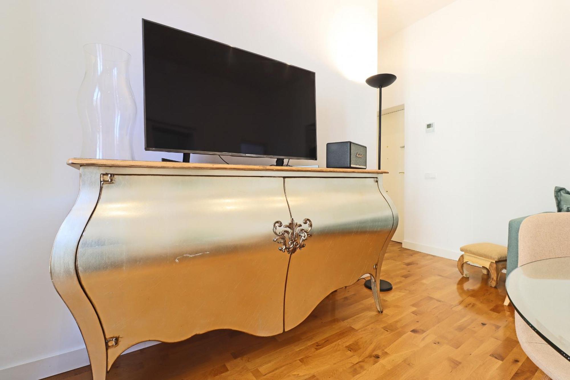 Chueca Suites Мадрид Екстериор снимка