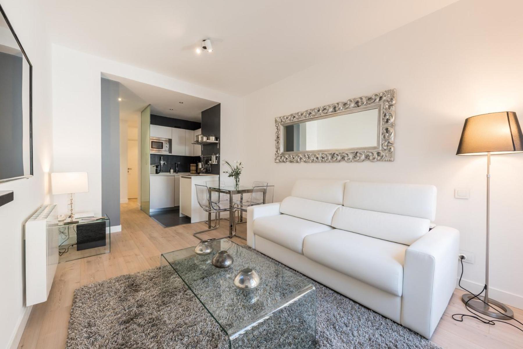 Chueca Suites Мадрид Екстериор снимка